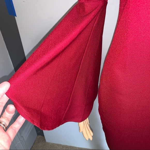 Big Strike USA Off the Shoulder Flare Sleeve Dress - Picture 6 of 8